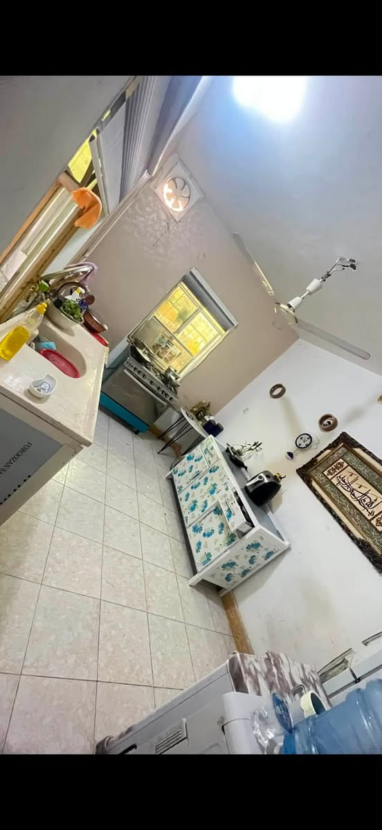 🏡 فرصة للبيع – بيت في منطقة أبو خستاوي
للبيع بيت بموقع جيد في منطقة أبو خستاوي، مناسب للسكن خلف حسينية الزهراء 

📐 مساحة الأرض: 100 م² (10*10)
🛏️ غرفة نوم: 1
🛋️ صالة: 1
🏠 هول: 1
🚿 حمام: كبير
     مطبخ كبير 
💰 السعر: 65 مليون دينار عراقي قابل للتفاوض ويرهم مراوس 

إذا تبحث عن بيت بسعر مناسب وفي منطقة هادئة، لا تضيع الفرصة.

للاستفسار  الاتصال على الرقم: ***********
