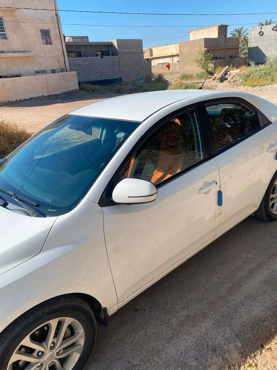 إسلام عليكم سيراتو 11خليجي محرك 1600بدون ضرر فقط ضربه في باب الأمامي جهت الساىق معدل على البارد كير محرك مكفول رقم أربيل المزيد من المعلومات اتصال على رقم الهاتف ***********ـ
