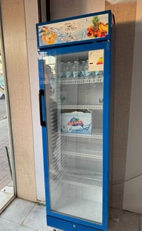 براد مشروبات • نضافة ٩٩٪ • مستعمل ٥ شهور