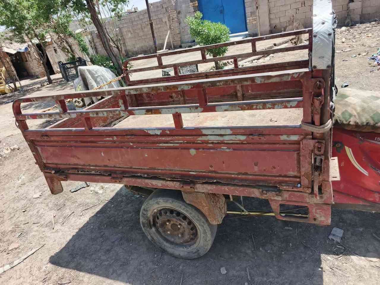 السلاك عليكم.
ستوته سلطان موديل 20 تعبانه بسعر 450

و بيه مجال للتواصل ***********
