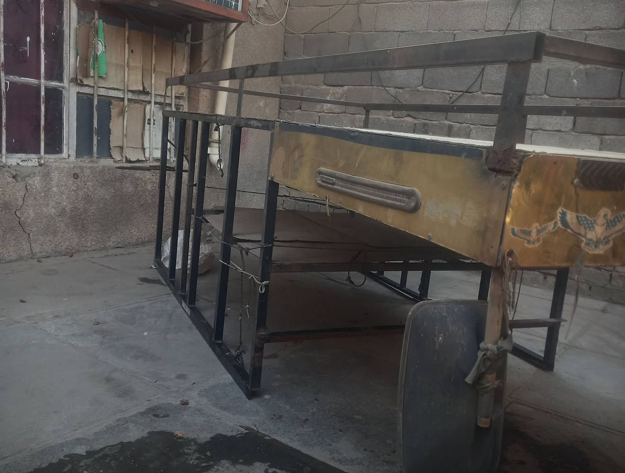 سلام عليكم محجر مال ستوته للبيع السعر ١٢٥ وبي مجال  لاستفسار ***********
