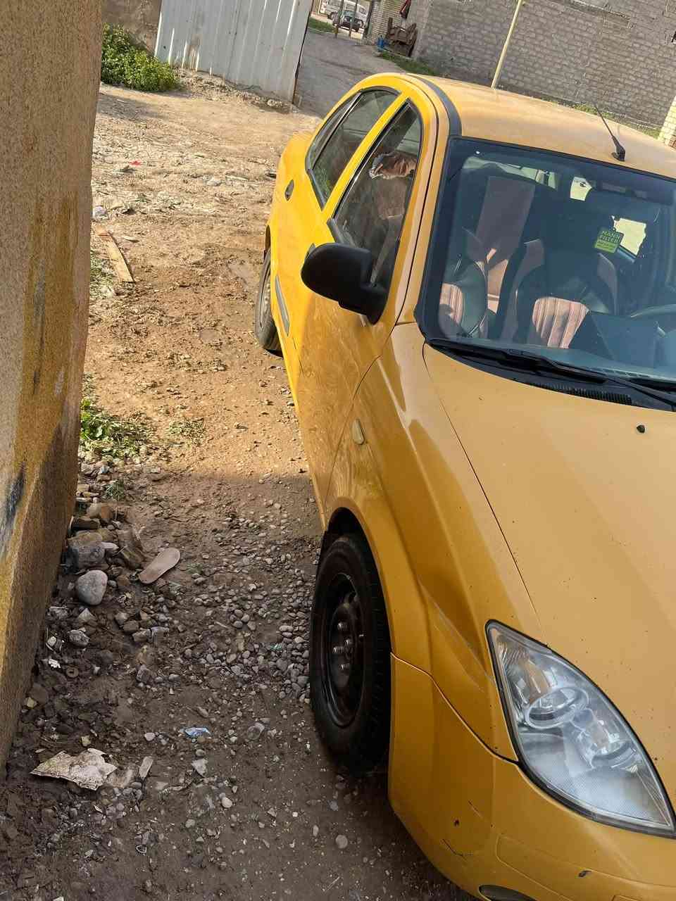 السلام عليكم طيبه للبيع موديل ٢٠١٦ سياره نضيفه كهربائيات كلها شغاله تبريد شغال مكينه جديده السعر 23 قفل قفل المكان بغداد الرقم ***********
