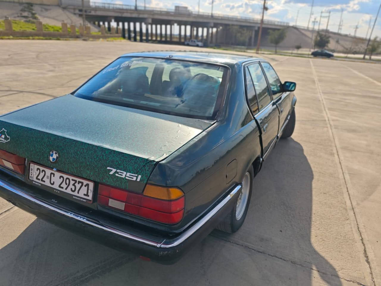 Bm730i 
مودیل1990
جاملخ واحد مضروب فقط
كوبون بنزین 
محرك فل شرط
رقم جدید شرط تحویل
تبرید شرط ثلج
تایرات جدید
بس كیر محروك یعنی بدون كیر ابیع 
30 $
***********
