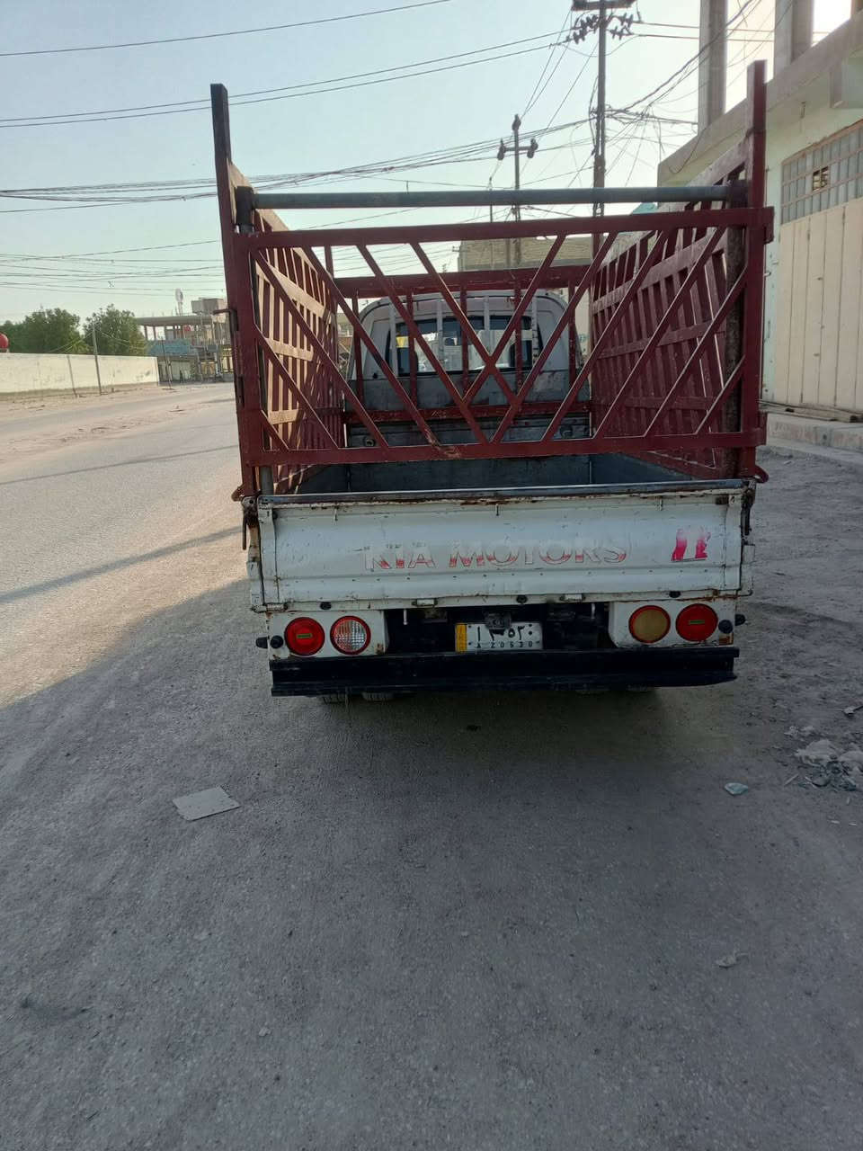 السلام عليكم كيه فحل ٢٠١٧ رقم قادسيه باسمي تحويل مباشر تانكي ابو ١٠٠ تحويره جديده حداديه جديده تبريد عوزه فريز مكينه جديده بيها شبر صبغ بلباب ***********
