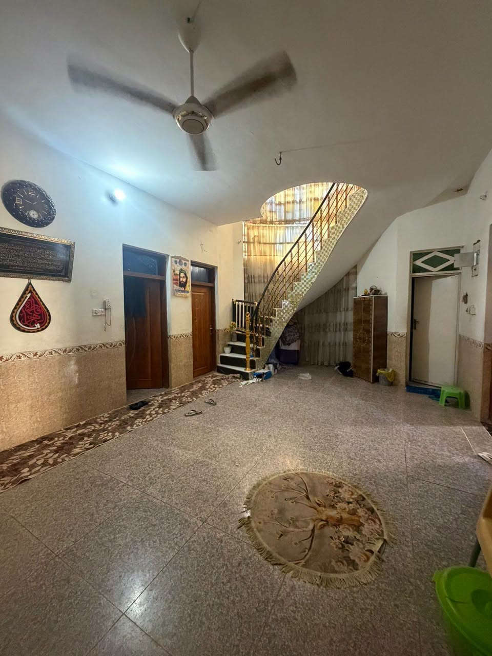 🌿 على بركة الله تعالى

___________________

🏡 دار للبيع طابو صرف

✅ الموقع الديوانية حي الزهراء خلف المعهد قرب شارع ٣٠ الصب شارع السيطرة القديمه

✅ المساحه ٢٠٠ متر

✅ يحتوي الدار غرف عدد ٢ وصاله واستقبال ومطبخ وصحيات داخلية وخارجيه ومناور وكراج كبير

✅ الدار مطلوب مبادرة ٧٦ مليون

✅ السعر سوي متابعه للصفحه و علق بالصلاة على محمد وآل محمد يجيك السعر خاص

☎️ للاستفسار ***********

🏤 مكتب ابو عبدالله الشمخاني للعقار

⬆️ عندك عقار تريد اتبيعه دزه خاص والباقي علينه
