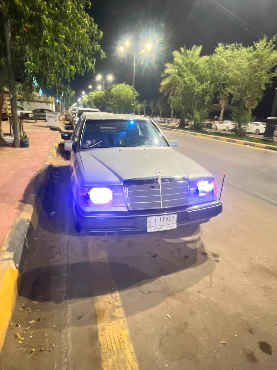 السلام عليكم مارسدس للبيع موديل 91سنويه ماصاقطه محوره مكينه بطه جديه مكينه كير تخم تاير كهربائيات مسجل سماعات كله جديد حداديه نص ونص سياره حلوه وكاعده السعر 34وبيه مجال المكان نجف كوفه للاستفسار ***********
