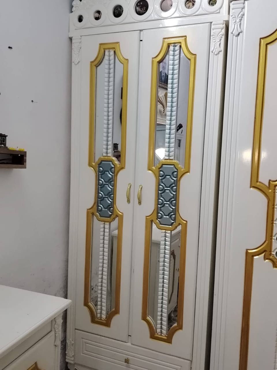 غرفه خشاب عراقي بلوك البيع سعر 1150
او بيه مجال الي شراي هاذه رقمي ***********

