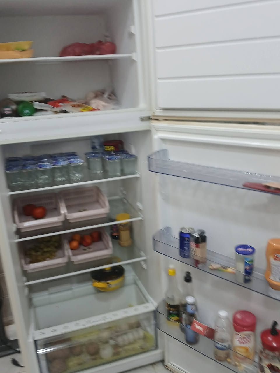 طباخ ٥ عيون • ثلاجة دنماركية • استعمال نظيف