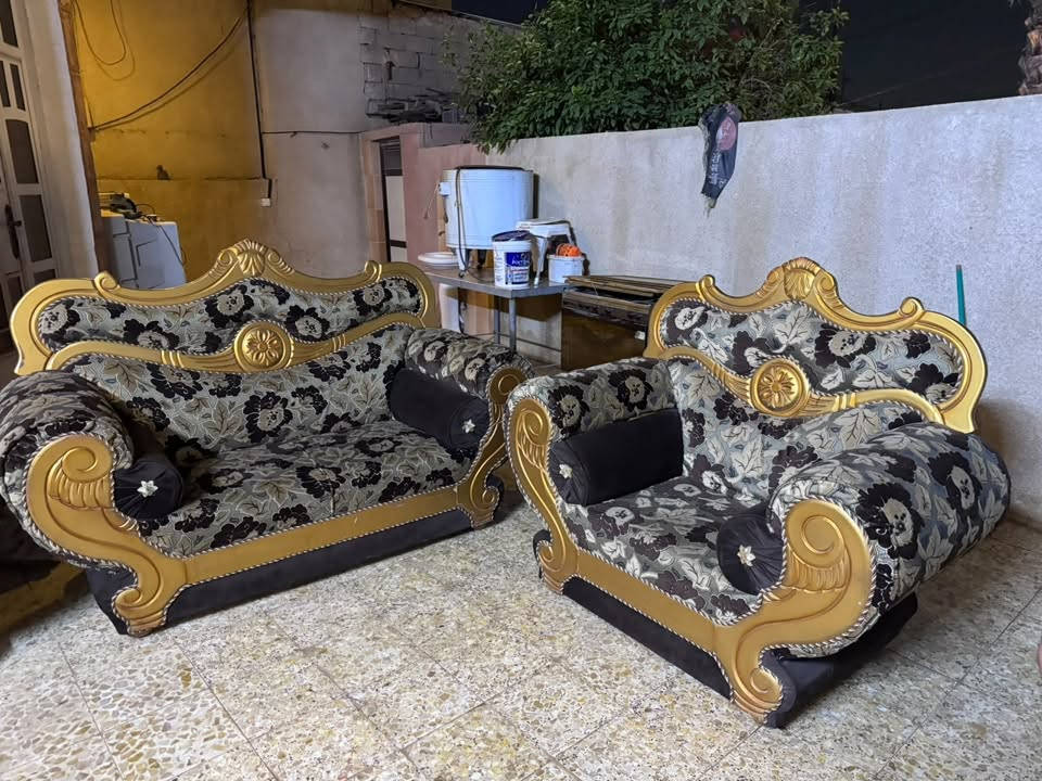 كنب • نضيف • بلا ضرر