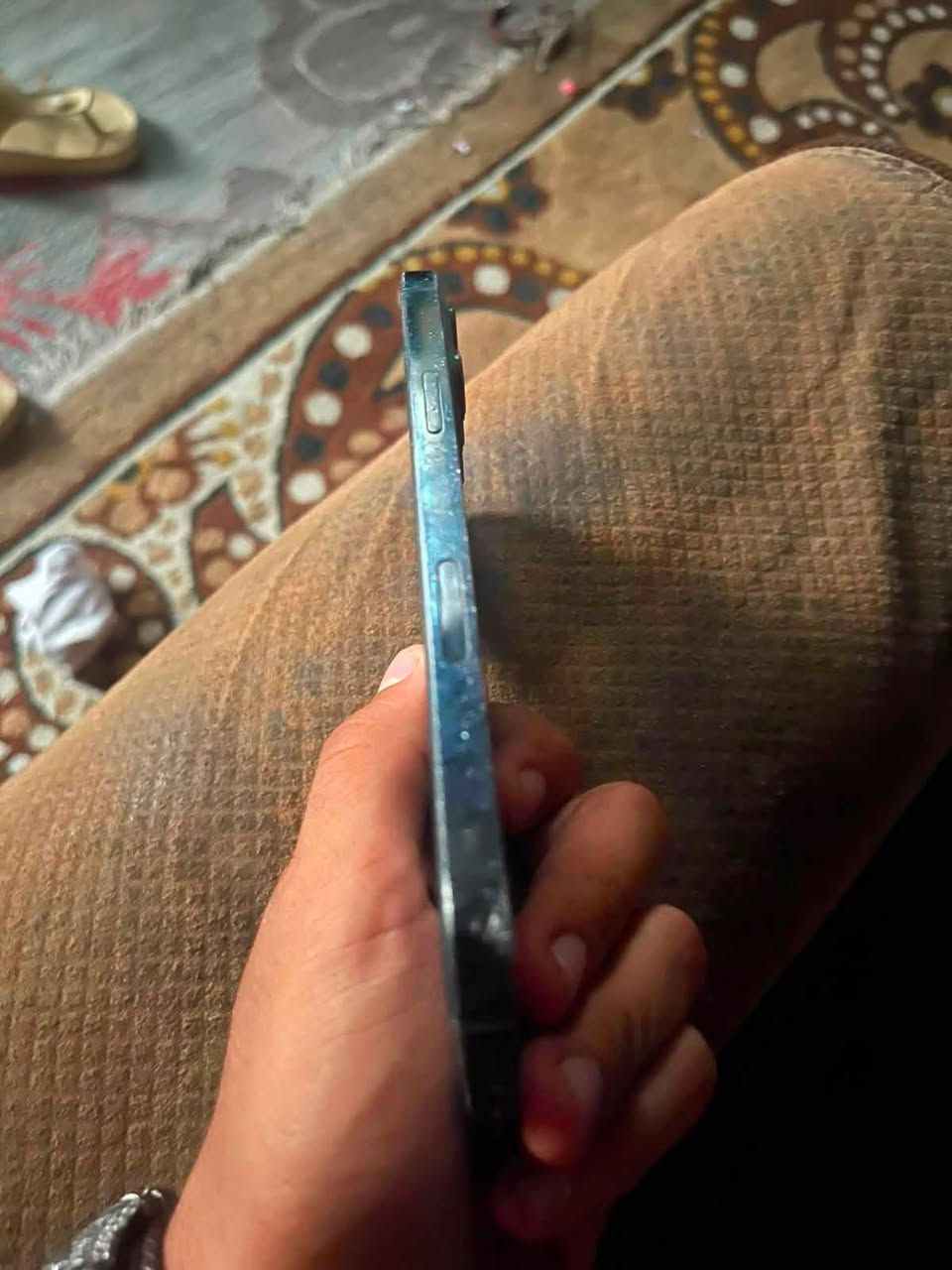 السلام عليكم
جهاز 12برو ماكس 
جهاز نضيف وما مبدل بي اي شي الله شاهد
بس اثر وكعة وانكسر الضهر ولزكة مال كامرة فقط
بطارية ٧٢  
جهاز كلش حلو لمسة ونضيف
سعر٣٠٠ الف قفل متواجد ماسنتجر واتساب
***********
مكان بغداد حي اور
