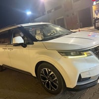كرنفال 2022 • ڤي6 ٣٥٠٠ • ١٠ راكب