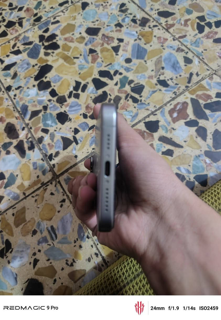 iPhone 15 pro max
ذاكرة 256

بطارية 85

جهاز نضيف شخط مابي 

كرتونته ويا 

ماستر شرق اوسط 

سعر مليون و100

مكان بغداد الرصافه  رقم الهاتف ***********

نص مكتوب في الصور:
- REDMAGIC 9 Pro 24mm f/1.9 1/25s ISO3203
- REDMAGIC 9 Pro 24mm f/1.9 1/14s ISO2459
- REDMAGIC 9 Pro 24mm f/1.9 1/18s ISO3184
- REDMAGIC 9 Pro 24mm f/1.9 1/14s ISO2250
- REDMAGIC 9 Pro 24mm f/1.9 1/14s ISO2184
- حول الاسم iPhone إصدار iOS 26.6.2 اسم الطراز iPhone 15 Pro Max رقم الطراز MU793AA/A الرقم التسلسلي HV9YH4R7RC انتهت صلاحية التغطية الأغاني الفيديوهات ١٣١ الصور ٨٢٩ التطبيقات ٢٥ السعة ٢٥٦ غ.ب. متوفرة ١٤٤,٣٣ غ.ب. عنوان Wi-Fi A4:F8:41:EA:90:F6
- حالة البطارية
- <
- عادية
- تعمل بطارية iPhone هذه على النحو المتوقع. حول البطارية والضمان...
- الحد الأقصى للقدرة
- ٨٥٪
- هذا قياس لقدرة البطارية مقارنة بقدرتها عندما كانت جديدة. قد تتسبب القدرة المنخفضة بتقليل ساعات الاستخدام بين عملية الشحن والأخرى.
- عدد الدورات
- ٧٣٧
- هذا هو عدد مرات استهلاك iPhone لقدرة البطارية. معرفة المزيد...
- تاريخ التصنيع
- كانون الثاني ٢٠٢٤
- أول استخدام
- شباط ٢٠٢٤