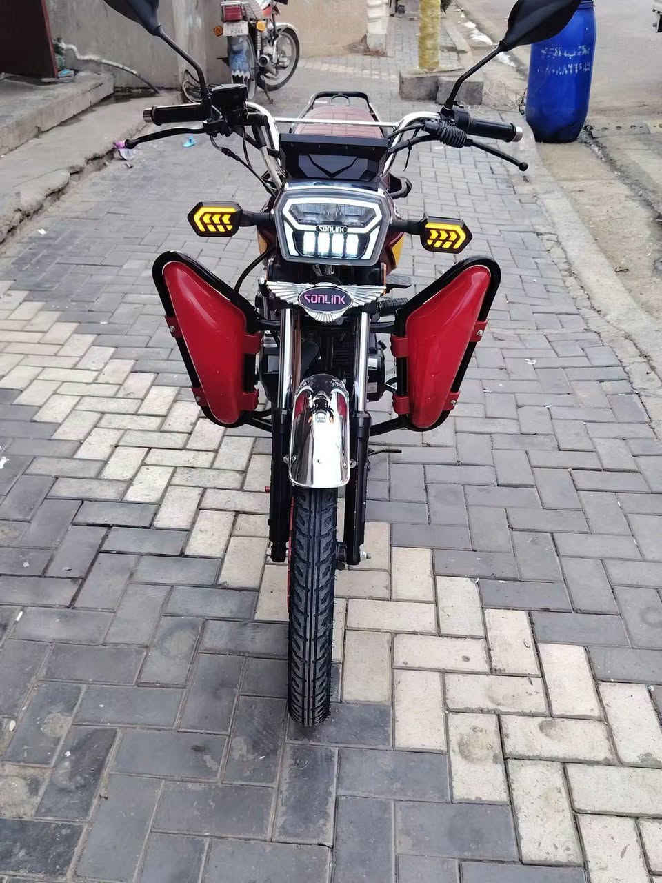 سونك • ٢٠٠ • ٢٠٢٥