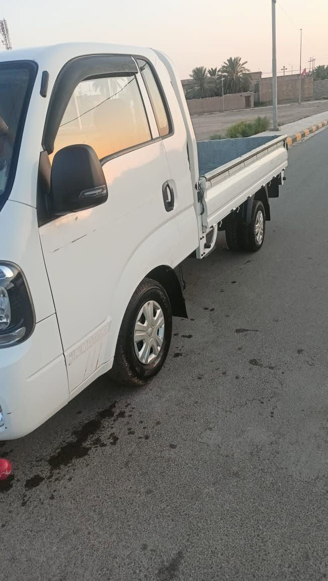 كيه بنكو موديل ٢٠٢٠مكفوله كير ومحرك وبدي ماعده طخات بصيطه تايرات نضيفه مكاني كوت سعره ١٣٠وبيه مجال رقم الهاتف ***********ورقم وسنويه دولي
