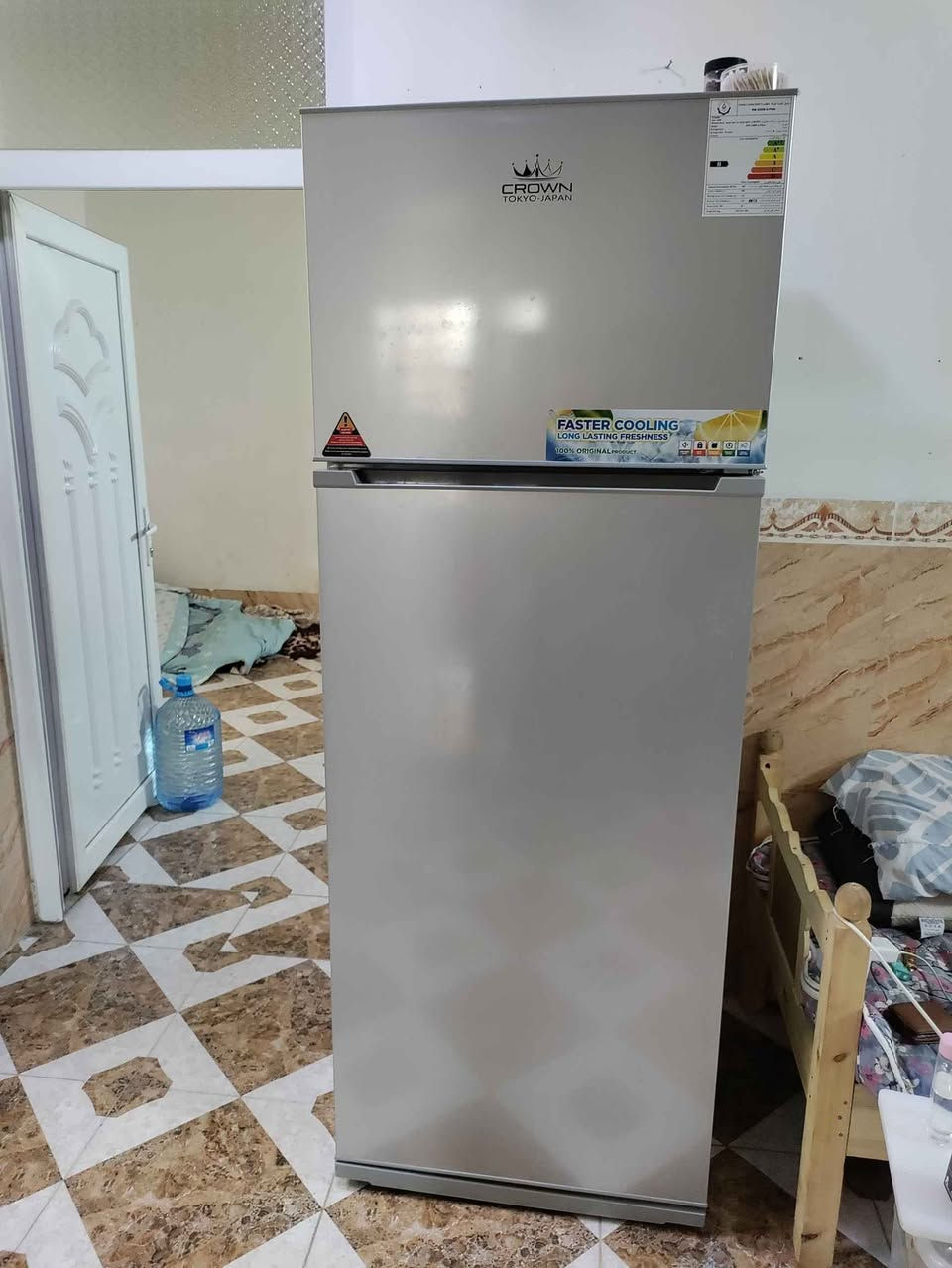 ثلاجة جديده صارله عشرين يوم يستغل 22قدم  سعر 650 الف بي مجال اشويه شراي يخابر *********** مكان فيلق كركوك, العراق
