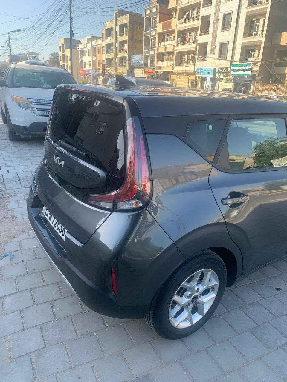 👍👍KLASOUL2023👍👍📢📢
  🚨💰💰💰💰💰💰💰💰💰💰
📢📢كيا صوول أل أكس مودیل ٢٠٢٣
 وبسعر145$$رقم بغداد بأسمنا
🔹اللون چيركل متغير المرغوب 
🏁 سبورت..تصميم وأداء قوي،ومواصفات مختلفة تماماً 🔥🚘 محرك ٢٠٠٠دوش المرغوب 🚀 
⚙️گير أوتوماتيك 🏎️ وضعيات قيادة Normal مع وضع Sport للقيادة الرياضية
🛞ويل رياضي
🪑 كشنات كنتارا رياضية 📱 عدادات رقمية وشاشة وسطية فائقة الوضوح
🔊 نظام صوت فاخر ومتميز 
📷 كاميرا خلفية واضحة
🅿️رادار أمامي خلفي جانبي
💡 إضاءة LED كاملة أمامي وخلفي
🌙 🔥❄️ تحكم أوتوماتيكي كامل بالمناخ
📱 Apple CarPlay + Android Auto🔋منافذ USB-C مع شحن لاسلكي للموبايل
🛡️ حزمة متكاملة من أنظمة الأمان والمساعدة👁️ مراقبة النقطة العمياء🚨 تحذير أصطدام أمامي مع فرملة طوارئ
🛣️ مثبت سرعة متكيف↔️ مساعد البقاء على المسار
🚦 تحذير حركة المرور الخلفية
✨سيارة بيها بعد كومة مواصفات  
💰 السعر: 145$$ وبيها مجال بسيط..
  العنوان بغداد حي القاهرة شارع المدارس قرب فوج الطواريء..تلفون أو واتساب ☎️☎️***********
