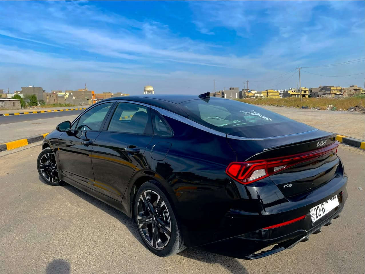 السلام عليكم
K5 2022 gtline
للبيع او المراوس
اللون اسود وارد امريكي 
مكينه 1600 توربو
عداد المسافه 76mi الف
السيارة رقم اربيل بااسمي
فول بصمه ابواب وتشغيل + كشنات جلد لون اسود
تشغيل عن بعد + لايت زنون + لد نهاري + اوتو هولد
كرسي السائق كهرباء + قطعه تبريد + شاشه ابل كار بلي
كامره خلفيه + فول رادارات وتوقف ذاتي من كل الجهات
شاشه كبيره + قياده ذاتيه + محافظه على المسار
توقف ذاتي + اشاره بالمري + نقط عمياء + بريك بصمه
شحن لاسلكي  
حادث السيارة تبديل بنيد فقط  وبارد صغير بجنطة بدون دواخل 
ايرباك دركة وراجع سستم
السيارة جديده وجاهزة مابيهه اي مصرف  
السعر 178$ وبيها مجال
مكان السيارة بغداد 
رقم ***********  موجود واتساب
