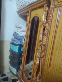 غرفة للبيع • غرفه اخشاب
