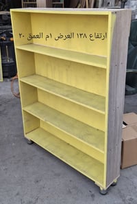 // رفوف العدد ٣ قطع ٢ تعليك والثالث ارضي كلهن ب٤٠ ///  كراسي داور بي ض...