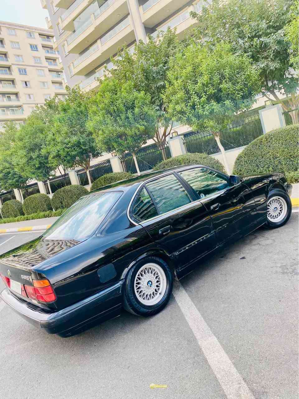 به ناوی خوای گەورە                      نرخ/23.  $ مەجاێکی کەم
.بــۆ فـرۆشـــتـنBMW525 مۆدیل 1992✅   پــێش پان
مه کینه 35فه ل✈️🚀 ماشاڵله له قوت و رۆشتنی
مـــاشــالڵە زۆر بــەقـوتە نـــمــونە لە جــوانی پـــاکــی ❤
👌گـێـڕ و مــەکـینـە زۆر پــاک 👌بــەس مــاشــالڵەی ئەوێ
👈🏽ئــاڕمــی پــلاستـیـک سلێمانی👉🏽 به شەرتی ئه وەلیات و. حاسیبه مــاشالڵە نمـونەیە لەجوانی
پێش و دوای که پس کلاج و عه ینه ی 8بستۆنی بۆبه سراوە
ســـەقــف و شـــانــی وەک بــیلاد👍 نـمـونە لە جوانی
لە ڕووبەڕو وەک وێـنـەکان جــوانە ماشالڵە🧿
دەشغووڵ ئــێربـاک چـــوار جام کارەبا
تەقەورەقەی نیە💚 ســـوکـــانی m 
🧿دەعــامـــی بـــــۆ دەعــــــامــی و مــەزبـووت🧿
مـــاشالڵە لە هــەیکەل ونــاوی ســەقف سڵاید👉
کلاج و عه ینه ی تازە بۆ به سراوە.  ئی 8بستۆن🚀له سەرە🤎
تــاقم تـــایەو ویلی  لۆک👌بۆبەسراوە.  .
کــارەبـــایی کــامل مــەزب ـووتە ❤
گـــەرمــی .لایـت .فـڵچە . ئـیشارەت .بـرێـک بزماری👌 
🔱هــەیــکەلی نمـونە و نـاوی جوان  👉🏽.       ..
بــەنـزیـن زۆر کــەم ئــەخوا  زۆر بێ مــەسرەفە ***********          *********** السليمانية, العراق
