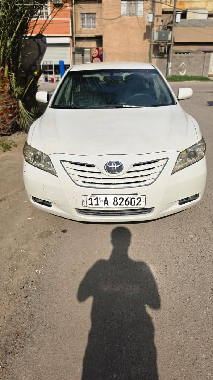 للبيع
كامري 2008 خليجي GLX
محرك 4سلندر 2400 
ماشية ١٧٧ الف كم
داخل صاج 
تخم تايرات
هزه +سنويه +رقم =جديد  
 المكان بغداد 
سعر: عشرة آلاف دولار 
 ***********
