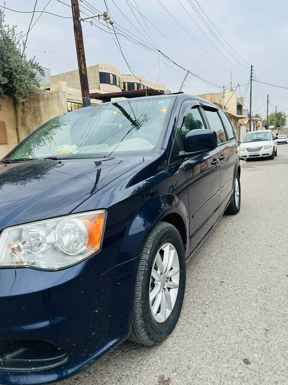 دوج كرفان • ٢٠١٣ • ٩٠٠٠٠ كم