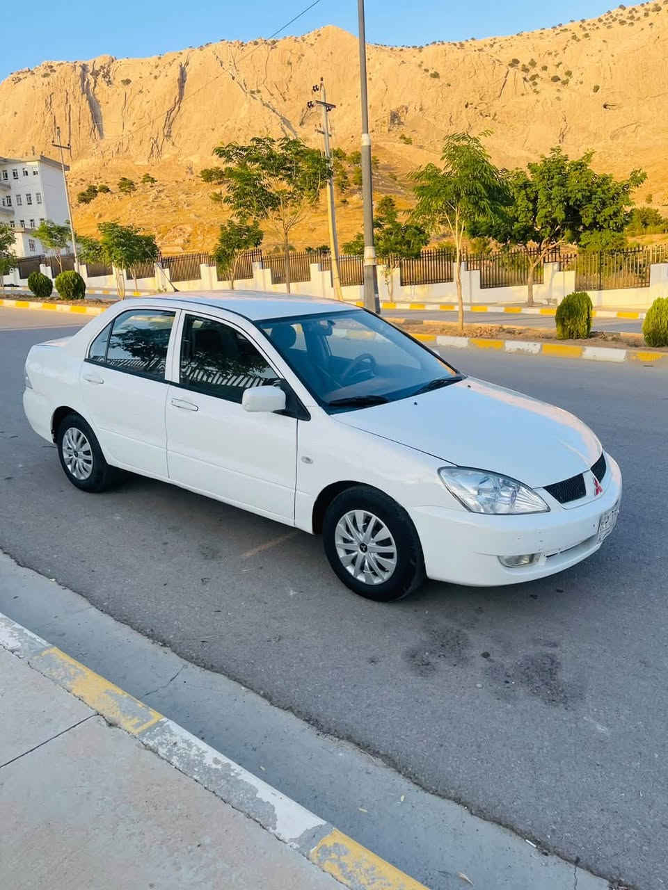 لانسر • ٢٠١١ • اوتوماتيك