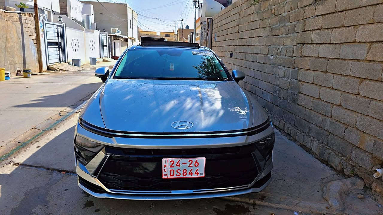 السلام عليكم
سوناتا 2025 الشكل الجديد
تترقم اربيل 
ماشيه 2063 km
.
الضرر 

السياره بيها تعديل بارد pdr بحافة الجاملخ والباب وتقليم وربع بونيد  صبغ يعني قطعة وحدة فقط بدون دواخل بدون شاصي بدون ايرباك شرط الفحص
.
المواصفات 
 بانوراما 
كشنات حار
 كشنات مخمل 
 شاشة متصلة 
تبريد شاشة
  تدعم ابل كار بلي
 عدادات سرعة دي جتل 
 تشغيل عن بعد 
 بصمة 
 هند بريك كهربائي 
تحكمات استيرن
 اشاير مري 
نقاط عمياء 
رادار توقف ذاتي
كامرة خلفية 
المحرك 2500 تنفس طبيعي 
اشاير ترحيب 
بصمات بالبواب 
كروز سرعة 
تحديد مسار
السيارة زيرو وحيل نظيف مواصفاتها معروفة 
.
الموقع الموصل/ تلعفر
السعر 200 بيها مجال
***********
***********
