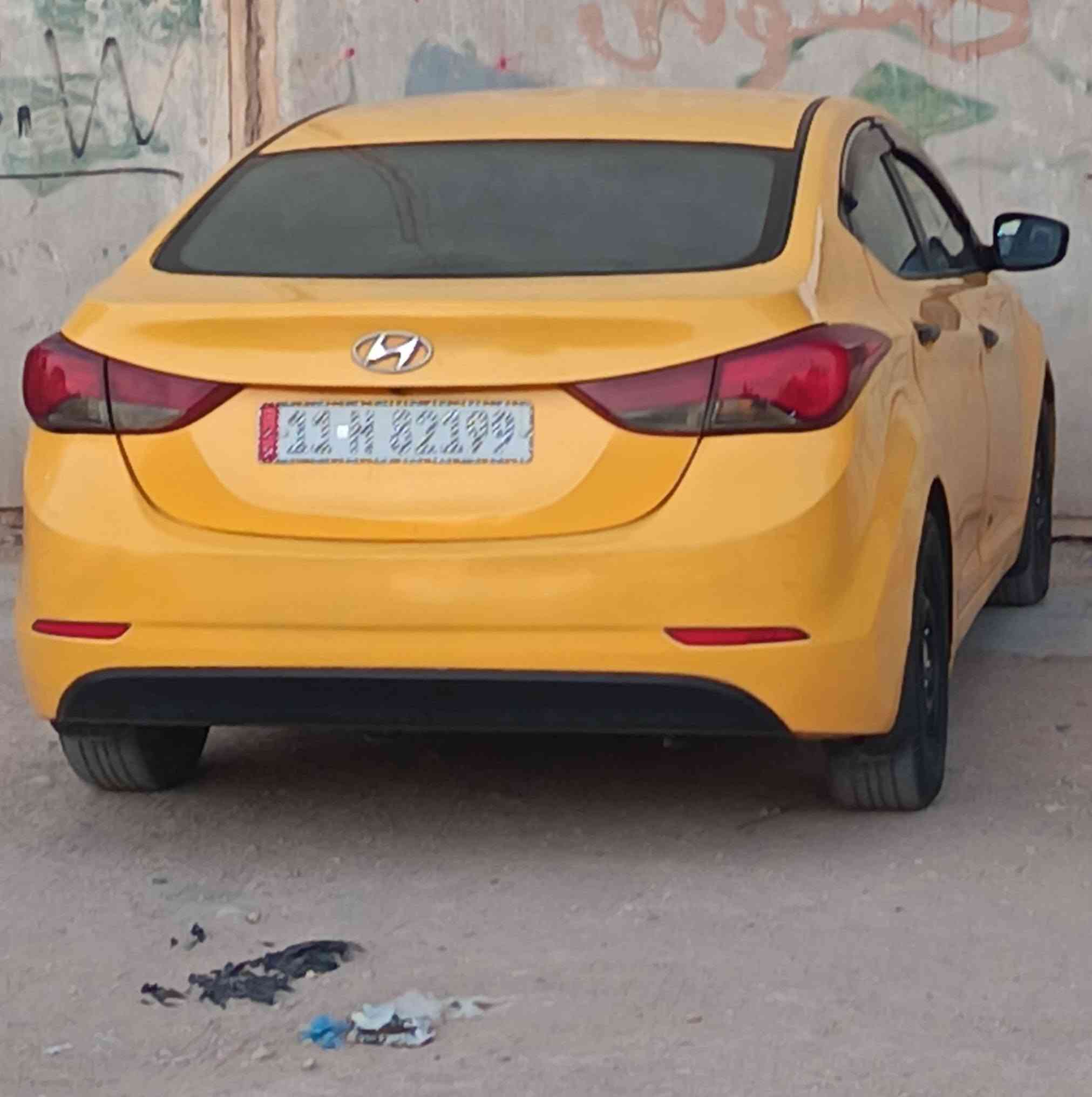 السلام عليكم.
النترا موديل 15 خليجي محرك 1600 قطعتين تبريد
حادثه بنيد وجاملغ السياره مثل الصورة واحلى
سنويه ل 28 بسمي
عارضه ب 98$
مكان السياره كربلاء......   ***********
