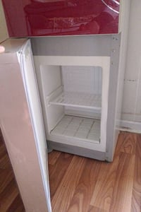 موزع مياه عمودي (براد ماء حار وبارد) / Water Dispenser.ماركه    ملاحضه...