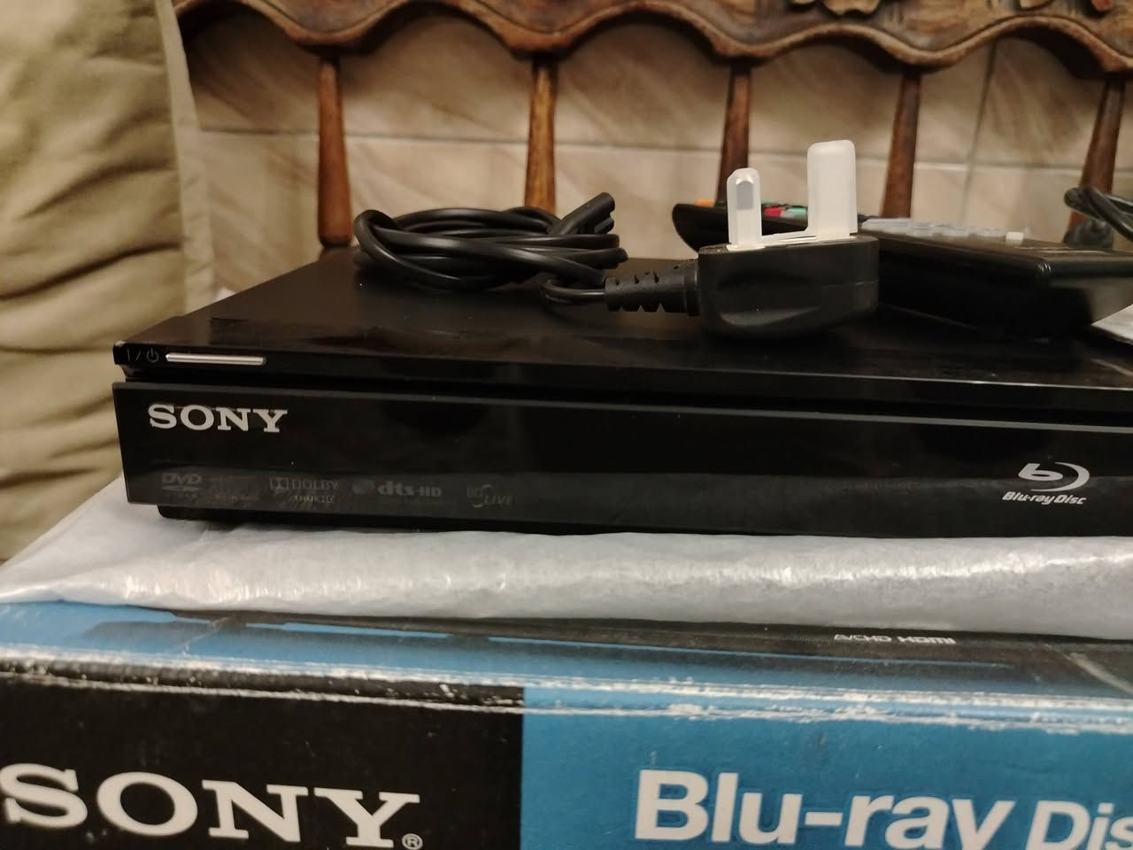 السلام عليكم
مشغل بلوراي
DVD
سوني
جديد ممستخدم
مديل وتفاصيل بلصور
السعر 75 الف
العنوان بغداد
الحبيبية
يوجد توصيل
جميع المحافظات
***********
