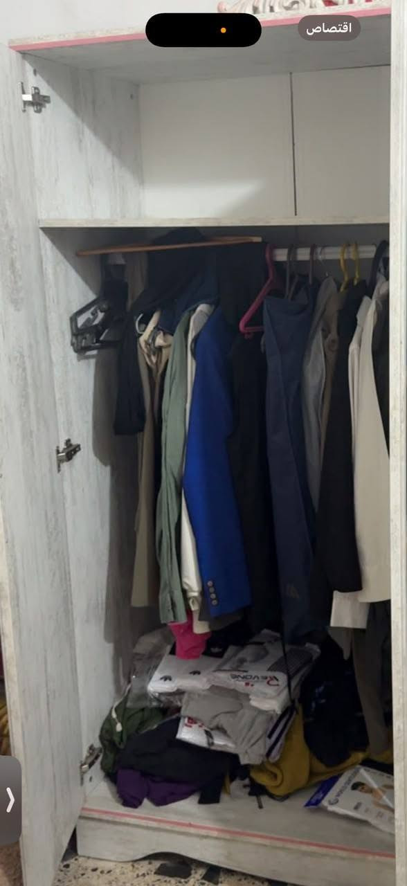 غرفه تركيه بسعر220وبيها مجال سرير نفر ونص ودوشك طبي وميز مرايه وكنتور خشب نضيف وثكيل عنواني بغداد

نص مكتوب في الصور:
- السوق المفتوح OpenSooq 3 / 3 3 دردش 077706109XX
- اقتصاص
- ١ / ٣ السوق المفتوح OpenSooq اضغط للتكبير 3 دردش 077706109XX
- 3 14 2 / 3 السوق المفتوح OpenSooq دردش 077706109XX