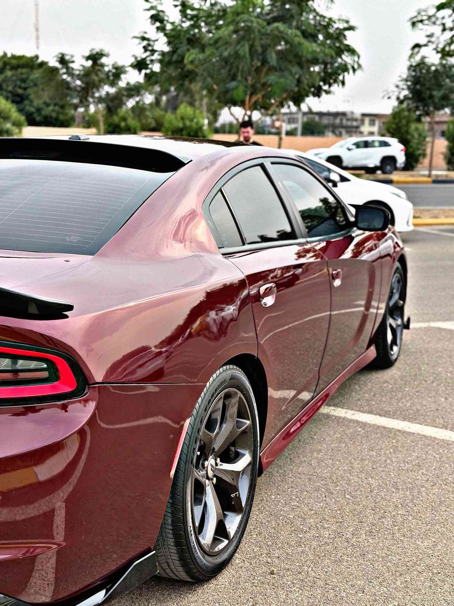 دودج تشارجر • SRT • کەلار