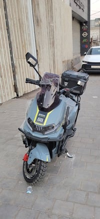 دراجه شحن للبيع جديده للتواصل لاتصال 07703956303 سعر ١٣٥٠