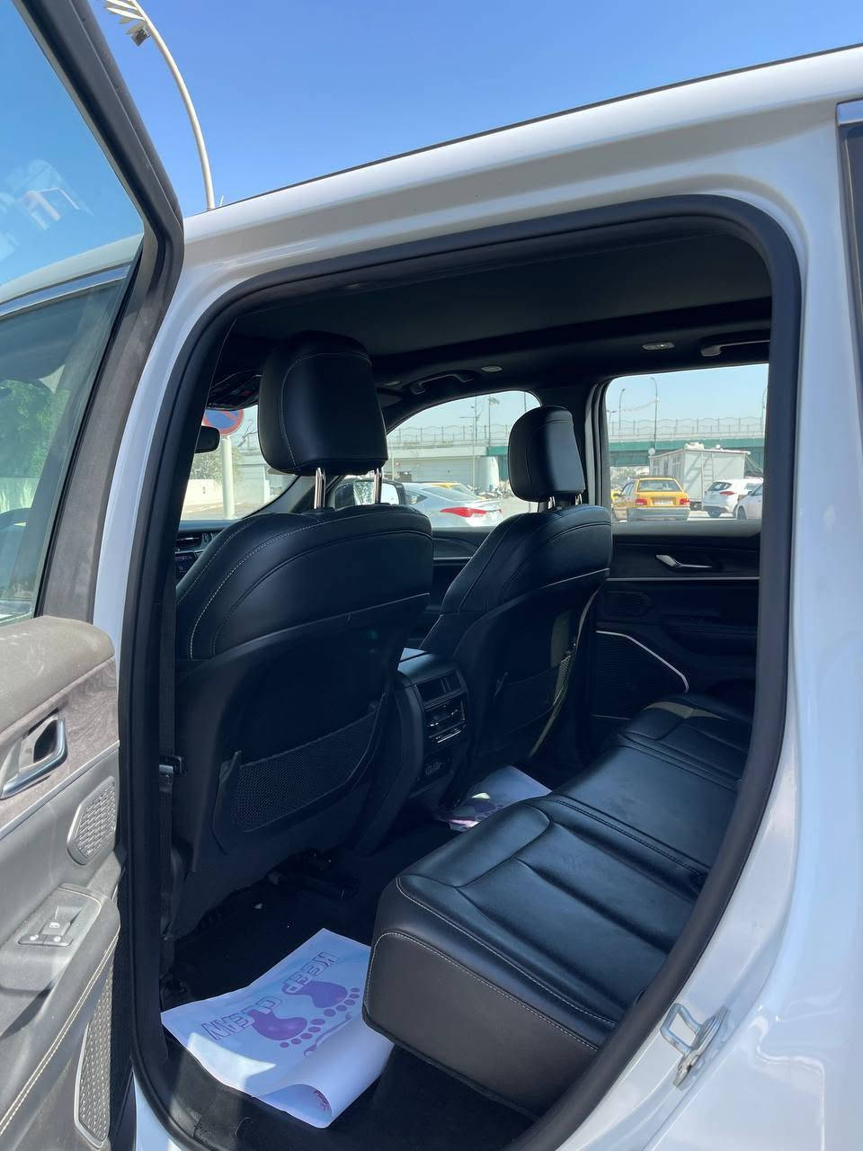 جيب كراند شيروكي ( 4xe هايبرد )

Jeep Grand cherokee 4xe 2024 

محرك : 2000 تيربو + هايبرد + كهرباء 
ماشية : 37 الف 
ضررها : قطعه وحده مبدل نفس لون( بدون ايرباك) ✅ 

المواصفات :
 
لمتدد 

١- بانوراما 

٢- بصمة تشغيل وابواب وتشغيل عن بعد

٣- صندوق كهرباء 

٤- مقاعد جلد + كهرباء + خزن ميموري

٥- تدفئة سترين + مقاعد

٦- خمسة راكب 

٧- رادار 360 درجة 

٨- تحديد مسار 

٩- حساسات خلفية 

١٠- تبريد قطعتين 

١١- خمس انضمة قيادة 

١٢- دفع رباعي. 

١٣- كير موس 

١٤- هاند بريك بصمه 

١٥- شفتات ستيرن 

١٦- لايتات لد 

١٧- هيترات في الكشن 

١٨- كيبل شحن اصلي مع السيارة 

١٩- ستيرن كهرباء +فول تحكمات 

٢٠- سستم صوت و دمام خلفي 

السعر : 338$

مكان السيارة بغداد 

رقم الهاتف : ***********
