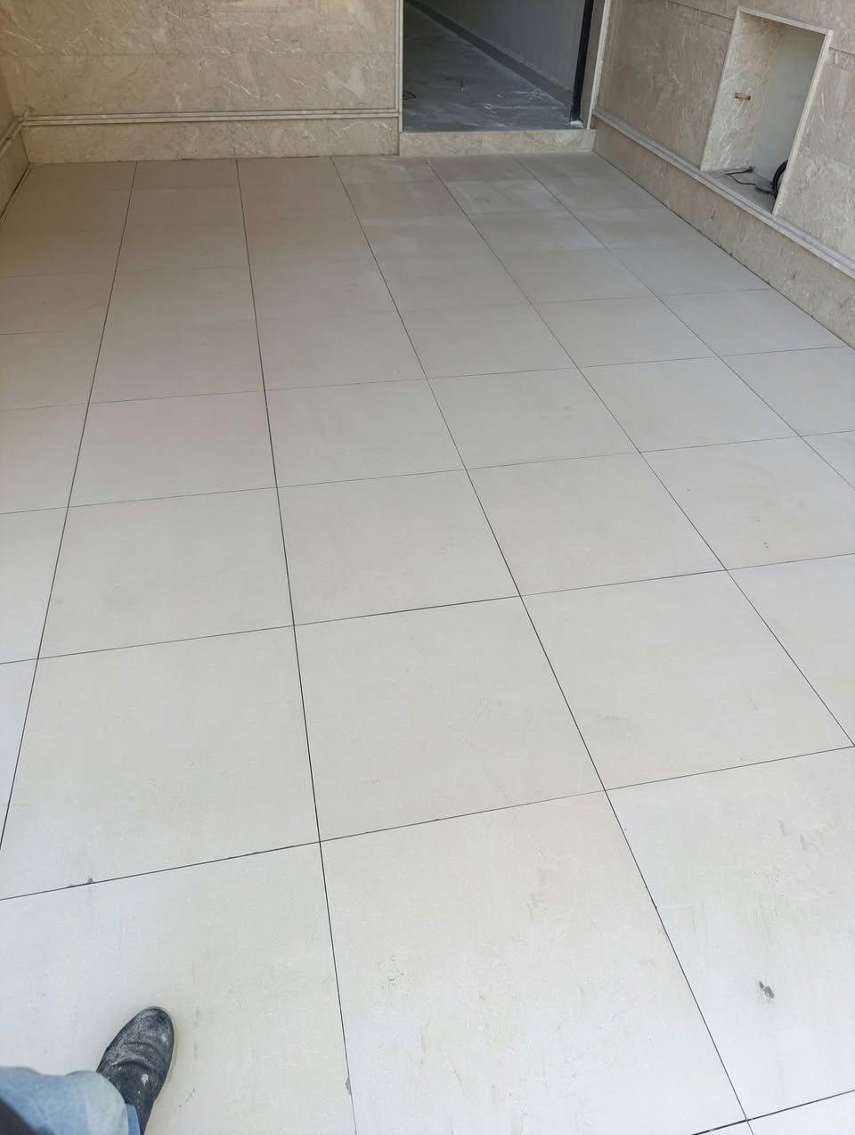 بورسلين وسيراميك • ارضيات • درج درجة أولى