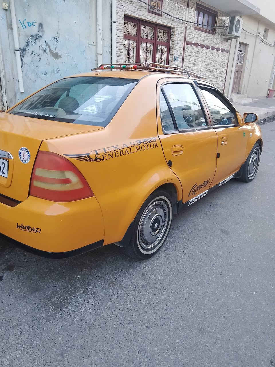 السلام وعليكم سيكي موديل 12 سنويه جديدة رقم انكليزي كابون ماستر بيها مصفره هيئه وغرامات محرك كورلا شرط سياره نضيفه مال رزق السعر 33 وبيها مجال قليل رقم ***********
