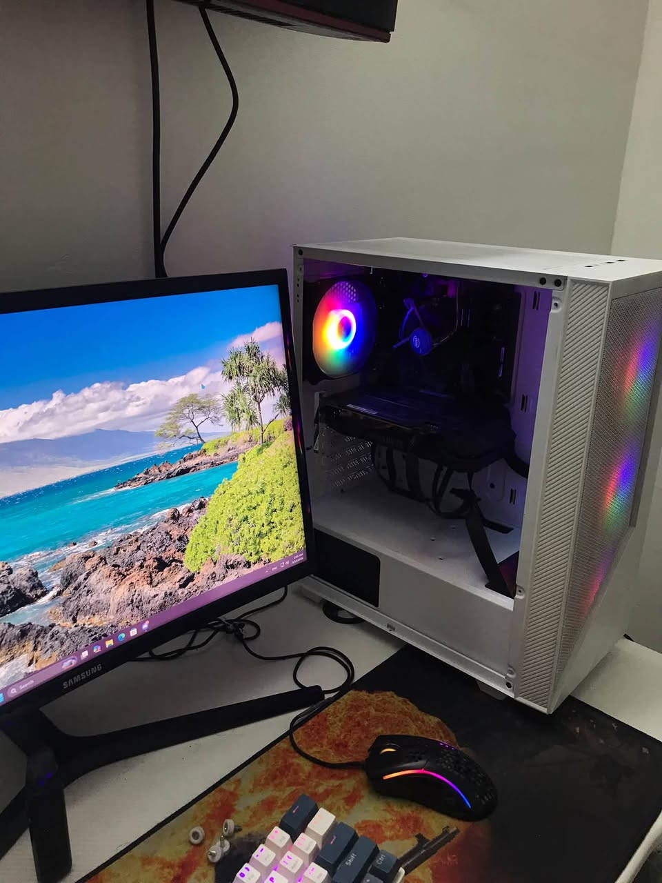 السلام عليكم 
كيس فقط للبيع

‏I5 9400f
‏H310 asus prime
‏16 gb ram 8x2 2666
‏Rtx 2060 6gb gigabyte
‏Ssd 120
‏Hdd 500 
‏Psu 600w fsp hyperk
‏Case fantech 4 fan rgb
575 الف 

مكاني بسمايه

***********
