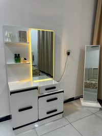 اثاث بيت كامل معروض للبيع الاثاث كلة جديد اي تلف مابي صار 3اشهر من اخذ...