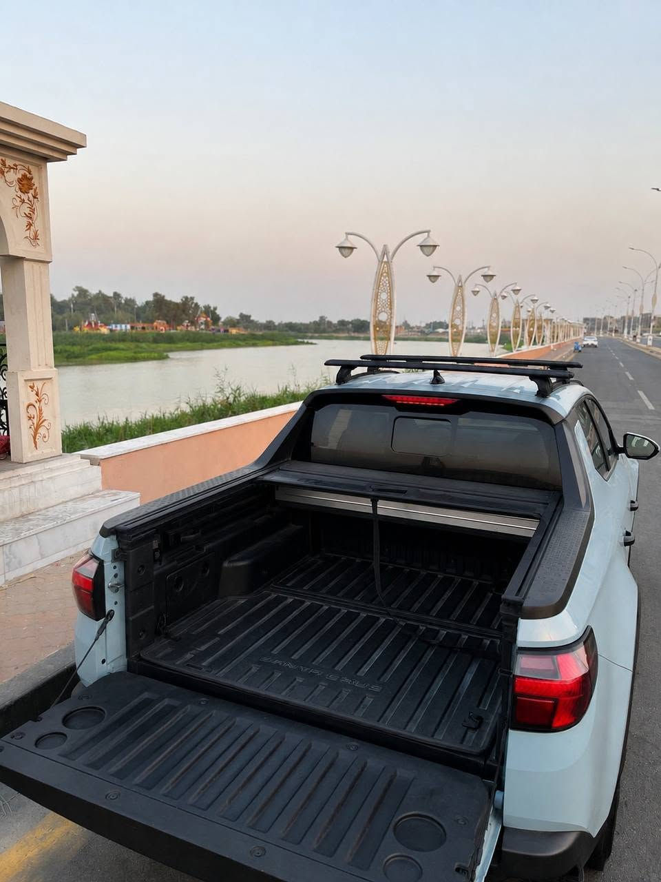 🚘 هيونداي سانتا كروز 2024

• موديل 2024
• بدون حادث ✅
• مكفولة
• محرك 2.5 لتر
• بدون تيربو
• دفع أمامي
• فتحة سقف بانوراما
• فل كامل تقريباً
• شحن لاسلكي للموبايل 📱
• حساسات أمامية وخلفية
• نظام تحذير النقطة العمياء
• نظام تجنب/تحذير من الاصطدام
• مثبت سرعة
• كاميرا خلفية
• شاشة وسطية
• تحكم من المقود
• تشغيل بصمة/زر
• دخول ذكي
• تكييف
• مقاعد مريحة وتجهيزات كاملة

🛻 الصندوق الخلفي:
• حوض داخل الصندوق
• كهرباء داخل الصندوق 🔌
• مساحة تحميل عملية ومناسبة للاستخدام اليومي

📌 سيارة نظيفة ومواصفاتها مميزة، جاهزة للاستخدام.
التواصل ***********
