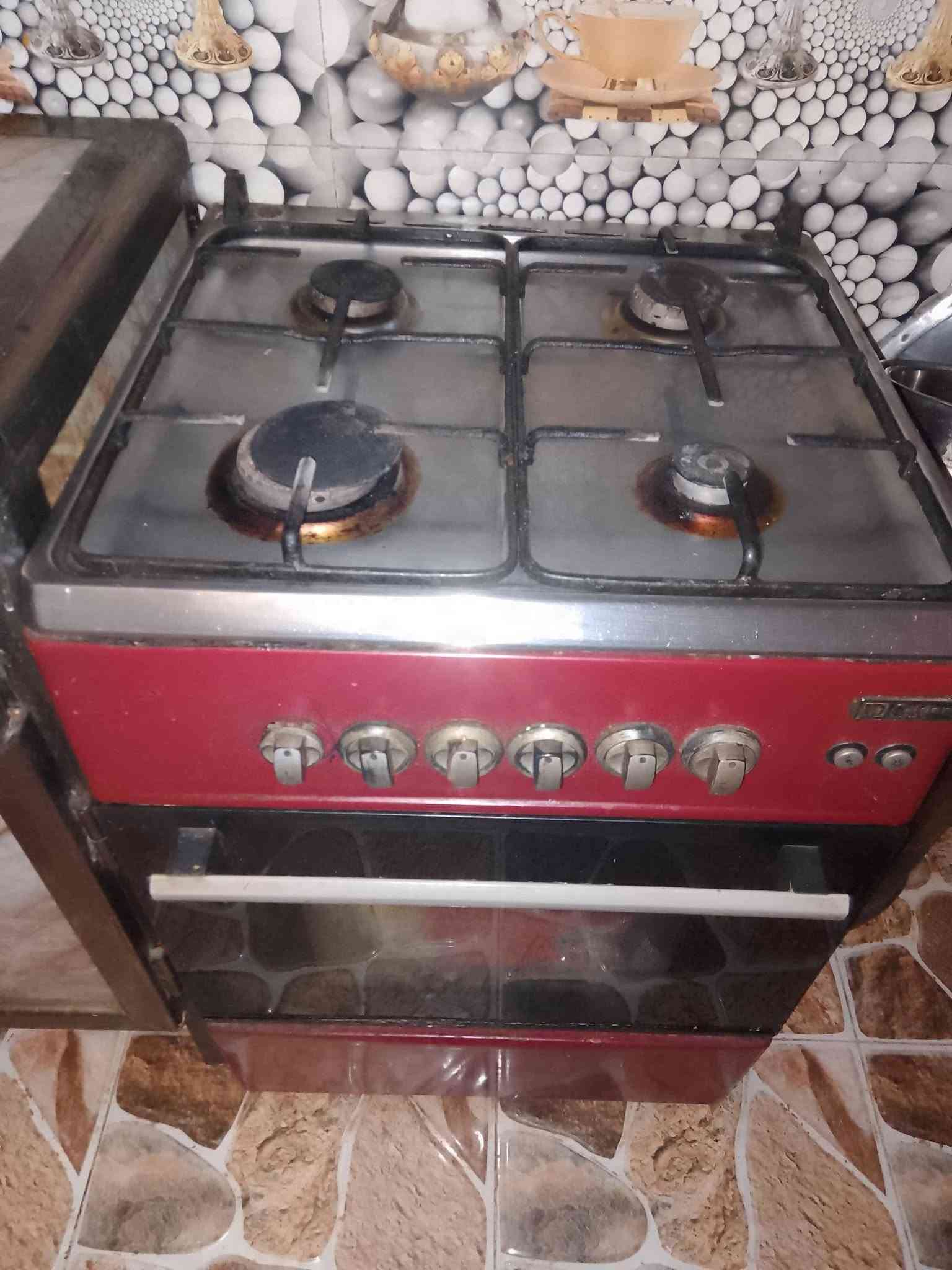 للبيع اتصال ***********ميسان

نص مكتوب في الصور:
- منشور ابو عباس الشويلي سوق ميسان للباله ابو عباس الشويلي ١٠ س غراض للبيع حي الرحمه الاولى اتصال ***********