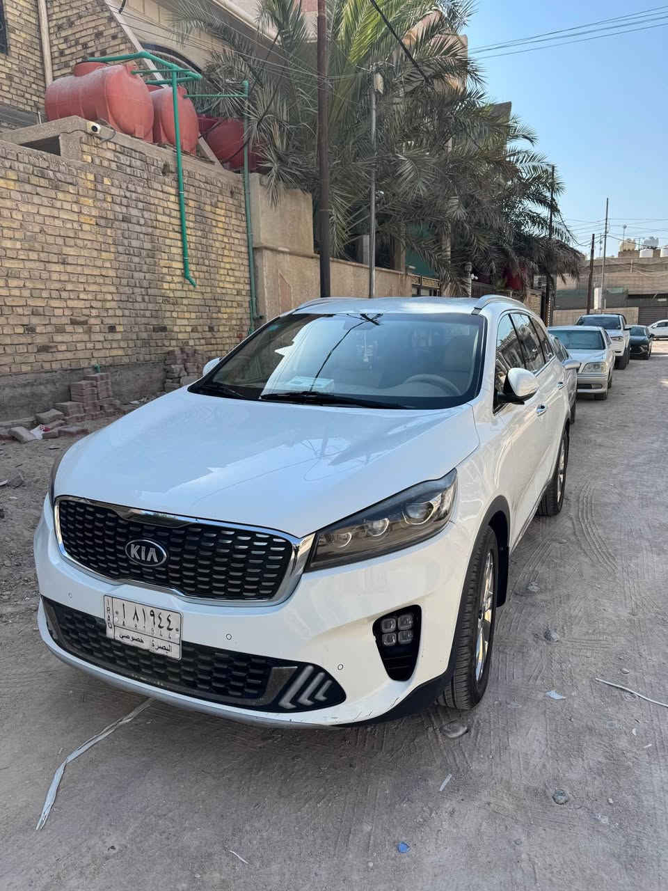السياره مكفوله مثل ما شفت بالصور مكينه كير تبريد كلشي ع بلاد السياره ماشيه ١٠٥ الف 
السعر ٢٦٠$  
مكان السياره البصره دور النفط
للتواصل /*********** البصرة, العراق
