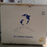 عندي مجمده للبيع ماطورها بجيس كشرها يخبل وثلجها ماشاءالله خير من الله ...
