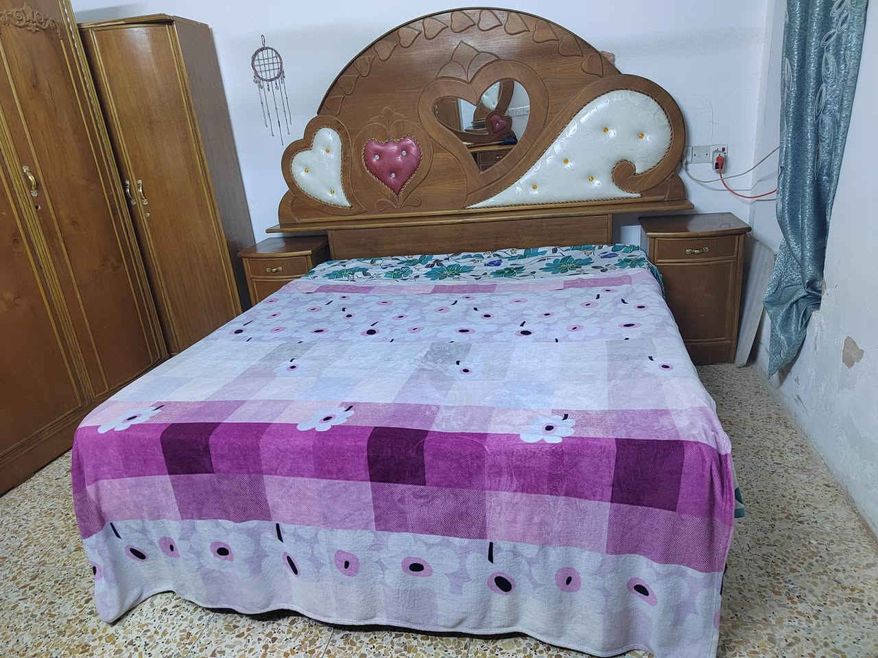 السلام عليكم غرفة للبيع الزعفرانية الوليد اي ستفسار على هذا الرقم *********** تصال او مراسلة واتساب
