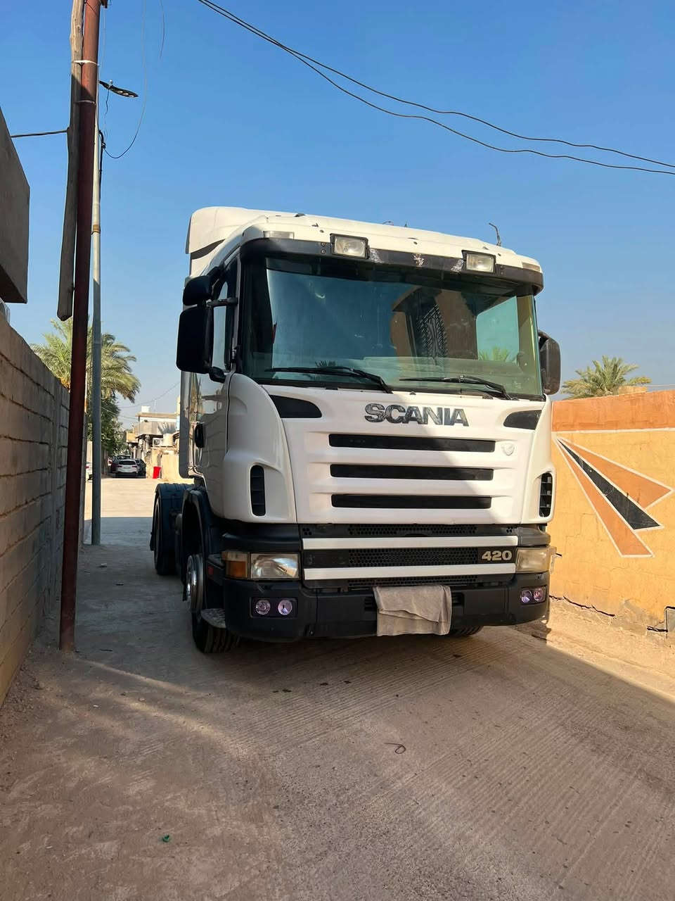 سلام عليكم اللبيع سكانية موديل ٢٠٠٢ رقم دهوك مربوطة فلات و صهريج بس وكاله قيادة بيه مكينة ٤٢٠ انجكتر جديدة كير 3*3 جديد اكسن جديد رتايدر السيارة جديدة السعر ١٠٥ لاستفسار عل رقم ***********+ ‭***********‬
