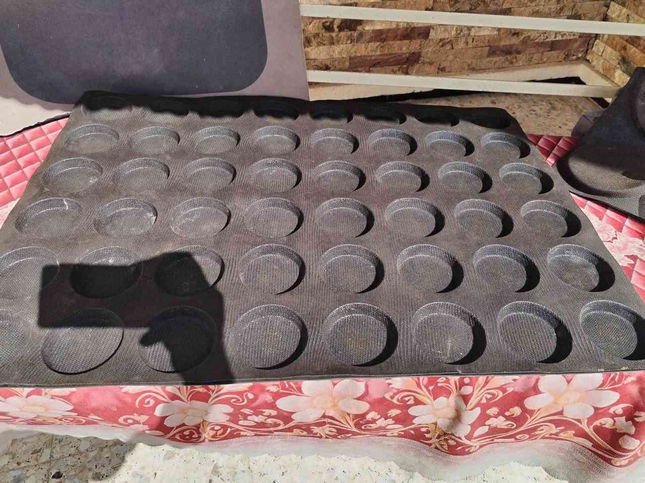 قوالب سيليكون عدد 2 كنتاكي 1 همبركر سوبر 15 سم سعر القطعه ب50
بغداد جسر ديالى الجديد
***********
