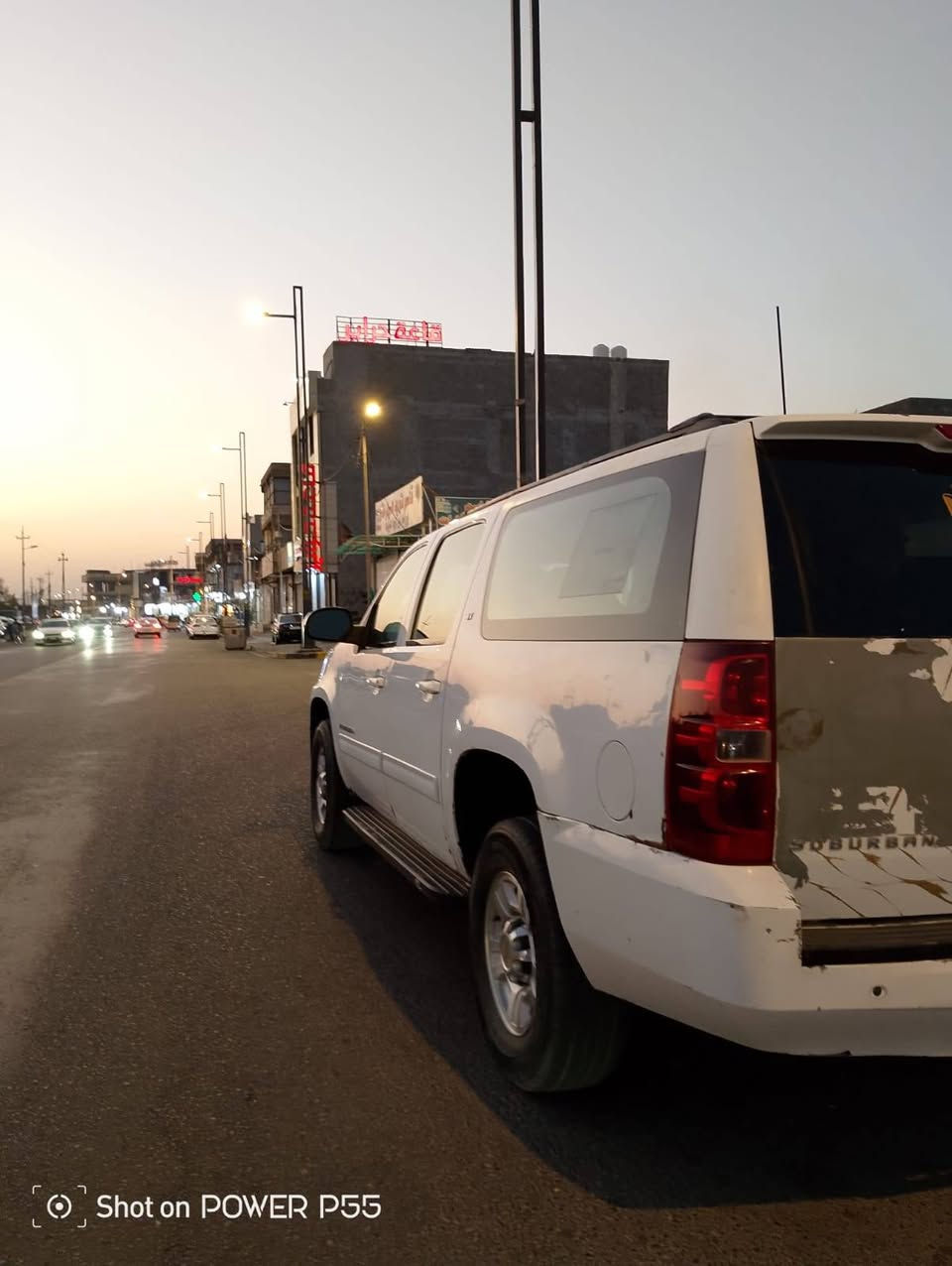 سلام عليكم شوفر فحل للبيع او مراوس
مديل ٢٠٠٧ ابيض اصل رقم بغداد أجره كير مكينه تخم تاير تبريد حداديه جاهزه عنوان بصره السعر 145 ***********

نص مكتوب في الصور:
- Shot on POWER P55