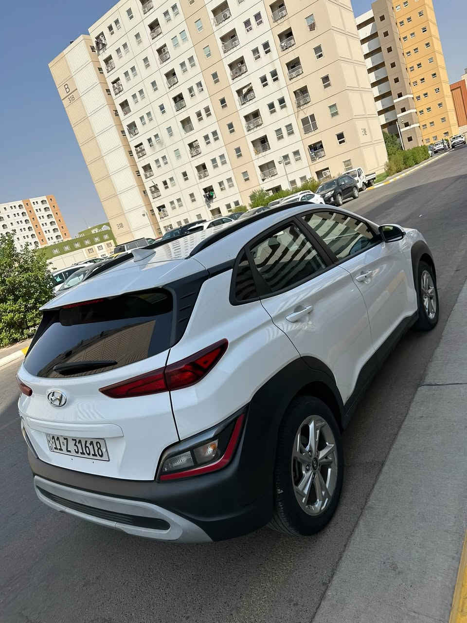 كونا موديل 2023 وارد امريكا بيهة صبغ بنيد فقط ليبل واحد اي برغي مامفتوح بصمة وكشن كهرباء ويل كبير ومكفولة من كل النواحي ماشية 78 رقم بغداد باسمي مكان السيارة بسماية ***********
صور امريكا مع المنشور السعر 142

نص مكتوب في الصور:
- BidCars 2023 Hyundai Kona, Sel ...|
- BidCars 2023 Hyundai Kona, Sel...
- BidCars 2023 Hyundai Kona, Sel اناقل <
