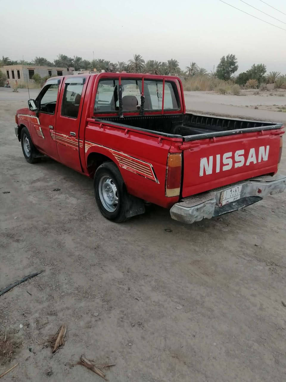 السلام عليكم للبيع بيكم نيسان موديل ٨٩ رقم ذي قار مشروع وطني راعيه موجود بل ناصريه مكينه كير شاصي كفاله سياره مرتبه مال جناي مكان السياره ناصريه مركز رقم اتواصل ***********
