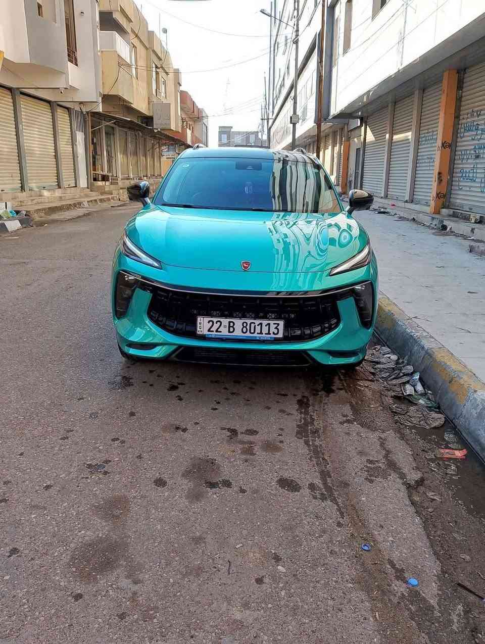 ، دونغ فينك فورثنك 2023 فول فول مواصفات ضمان شركة ليث العبيدي ٦ سنوات او 200 الف . 
السيارة كلين تايتل بدون اي ضرر او ضربة عدا رصعات اثنين صغيرة  جدا

مواصفات السيارة
•مغلفة بالكامل بنايلون الحماية ppf مع الجامات كلها مغلفة ب بولرايز  ضد الشمس وضد الكسر . 
• رقم اربيل دولي شرط التحويل
•كابون بنزين

•شاشة كيج الكتروني متصلة مع الشاشة الوسطية 
•لون السيارة فيروزي اخضر سقف اسود 
•تشغيل بصمة
•سقف بانورما  بالكامل
• ٥ كامرات ٣٦٠درجة
•ثلاجة وسطية 
•باب السائق بصمة
• سويج بصمة
•حساسات خلفية وامامية  مع رادار
•قطعتين تبريد
•لايتات زينون 
•كشنات جلد لون ماروني
• كشنات تدفئة / تهوية
•الكشنات كلها تحكم كهربائي بالكامل4 حركات
•اوتو هولد
•تحكمات ستيرن
•حساسات اطارات
•منافذ شحن
•تحكم مري كهربائي
•اشاير بالمري
•مري شفط 
•نقطة عمياء
•٣انظمة قيادة
•مانع انزلاق
• نظام abs
محرك بنزين 1.5L توربو 197 حصان 
• كير ومحرك ميتسوبيشي 
•كهربائيات بوش الماني 
• تبريد دنزو ياباني
•ويلات رياضية حجم 19 
• ايرباك عدد 8 
•اضاءة دشبول متعددة الاولوان
•شبابيك اوتوماتيك عدد ٤
•سماعات عدد ٦
وبعد بيها هواي مواصفات
مكانها كركوك
سعرها (146$)  مع المجال
للتواصل *********** كركوك, العراق
